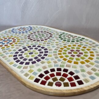Handgemaakte decoratieve serveerplank  XL | mandala mozaïek