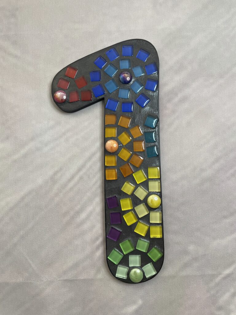 Huisnummer 1 mozaïek zwart - 20 cm